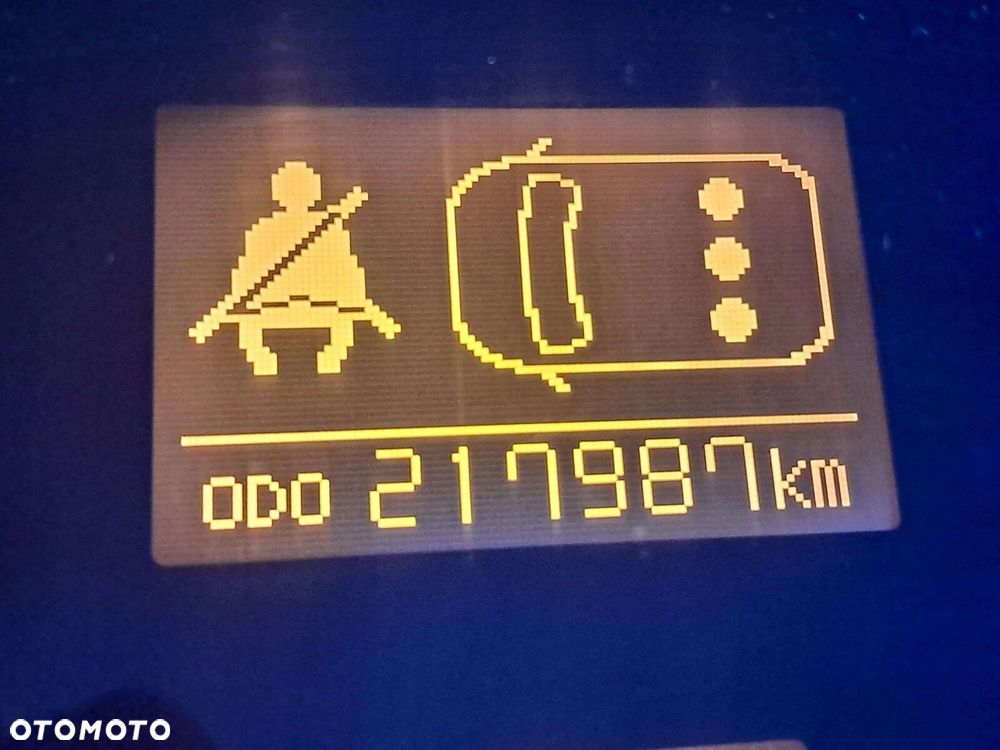 Toyota Avensis 2.0 D-4D Sol plus - 21