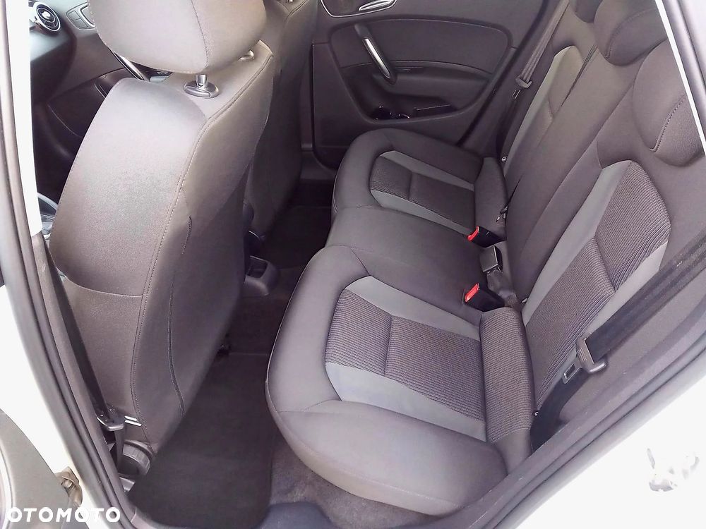 Audi A1 Sportback 1.6 TDI S tronic - 8