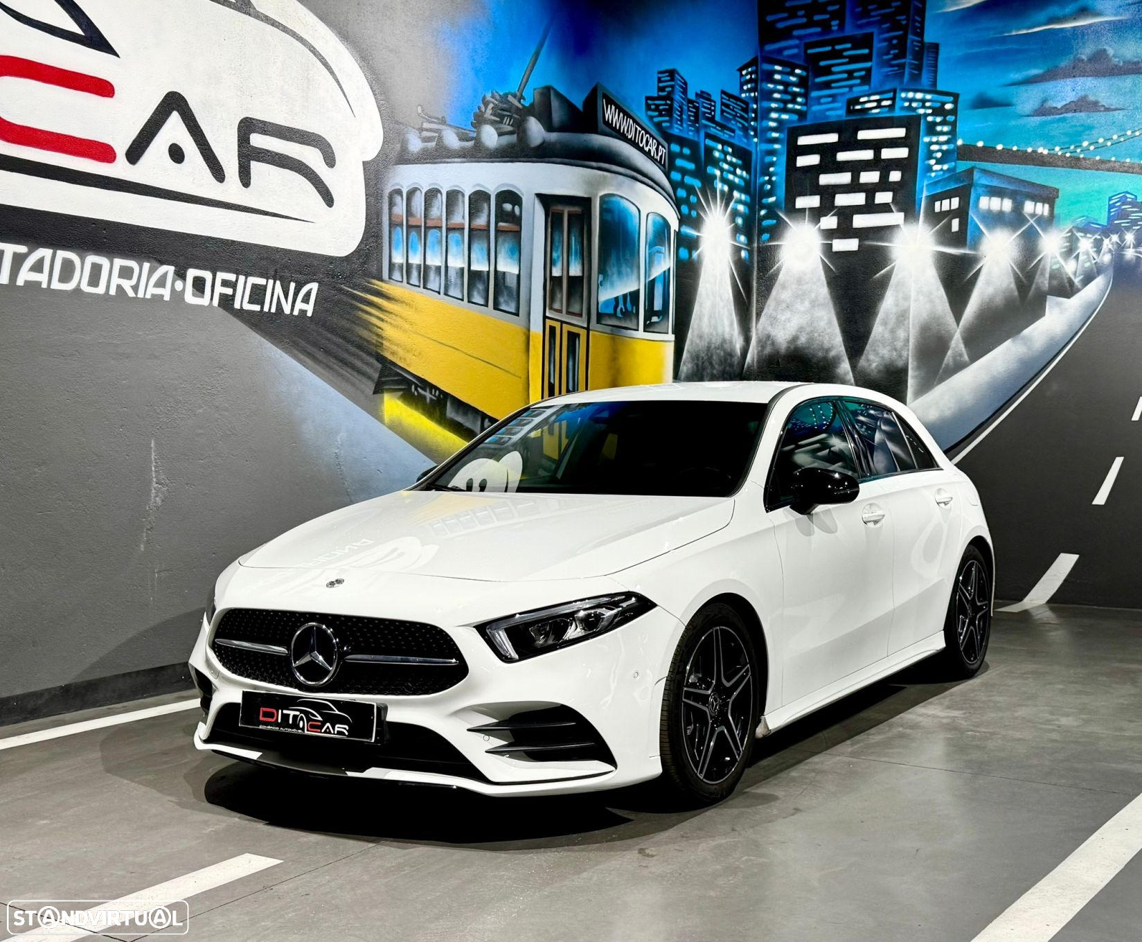 Mercedes-Benz A 160 AMG Line - 3