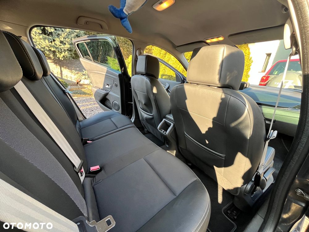 Renault Megane ENERGY TCe 115 Start & Stop Bose Edition - 12