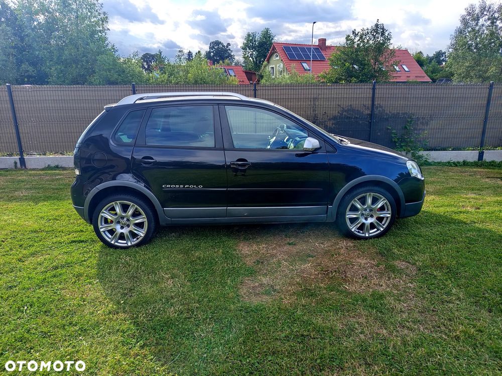 Volkswagen Polo Cross - 12