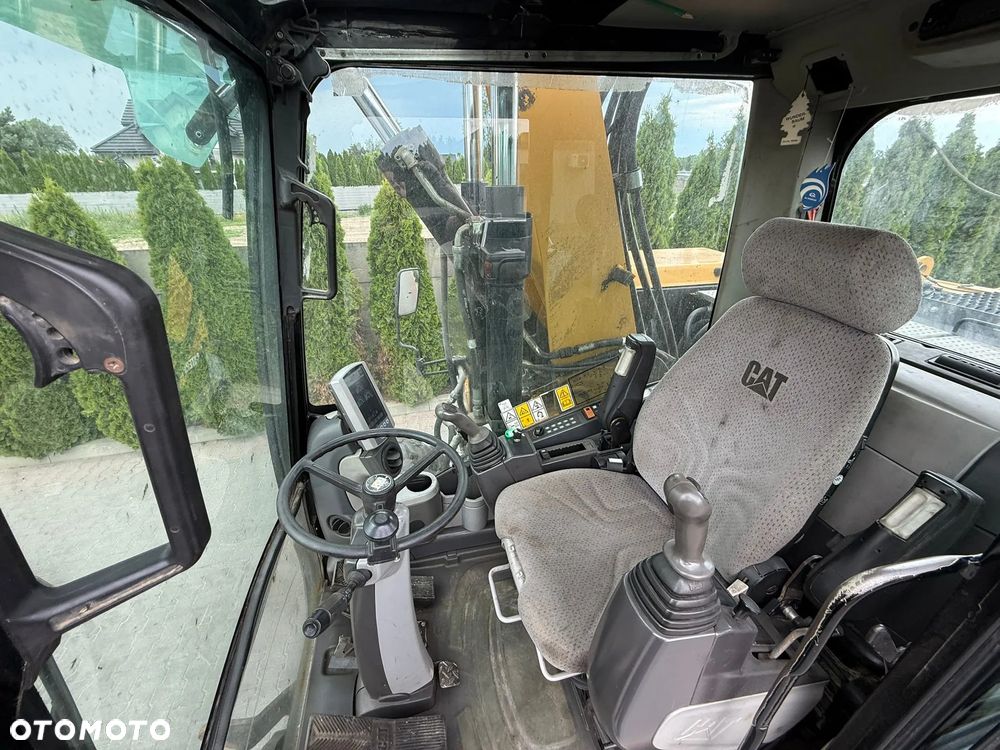Caterpillar 313 - 4