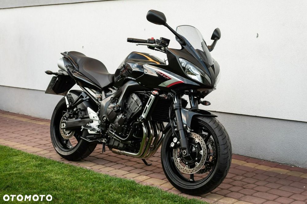 Yamaha FZ - 1