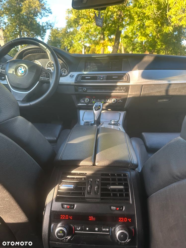 BMW Seria 5 535i - 10