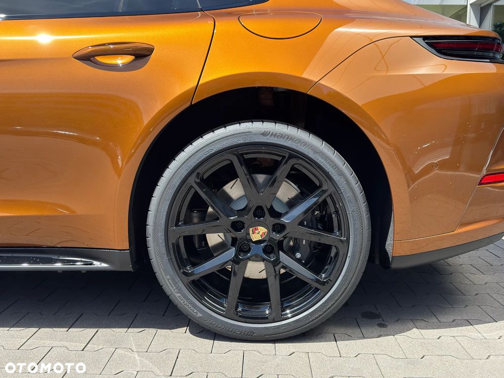 Porsche Panamera 4 E-Hybrid PHEV - 8