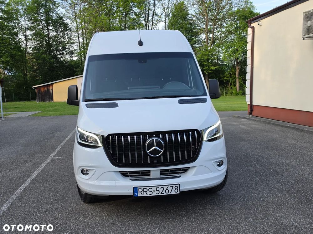 Mercedes-Benz Sprinter - 4