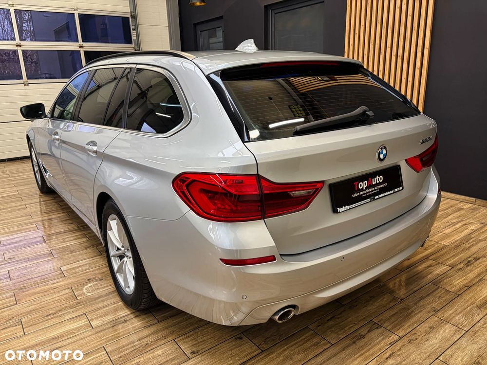 BMW Seria 5 520d - 10