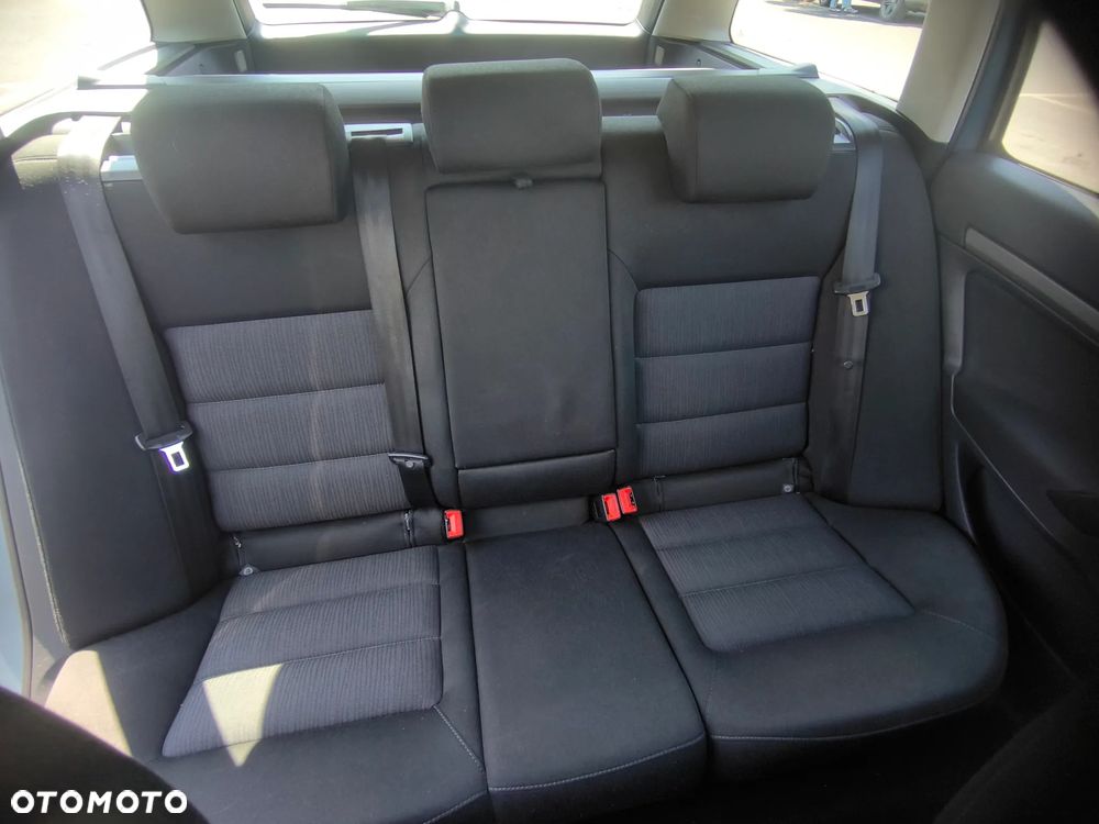 Skoda Octavia 1.6 Elegance - 11