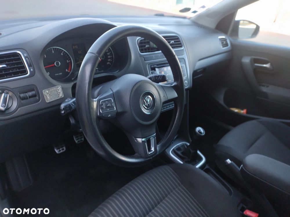 Volkswagen Polo 1.6 TDI Highline - 18