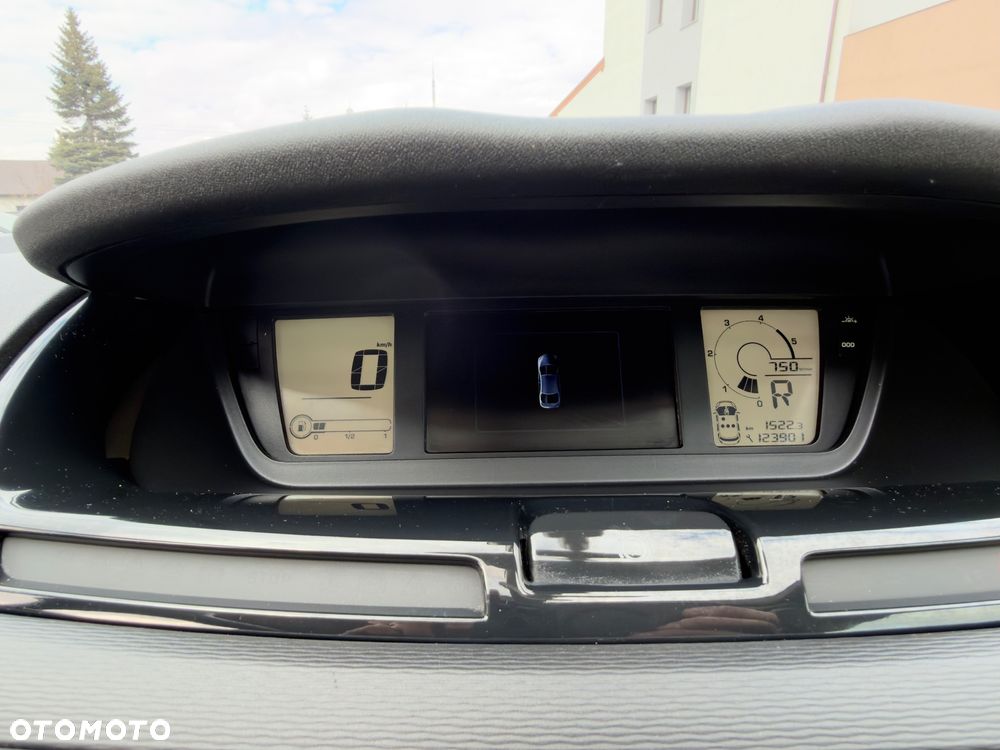 Citroën C4 Grand Picasso 2.0 HDi Exclusive - 28