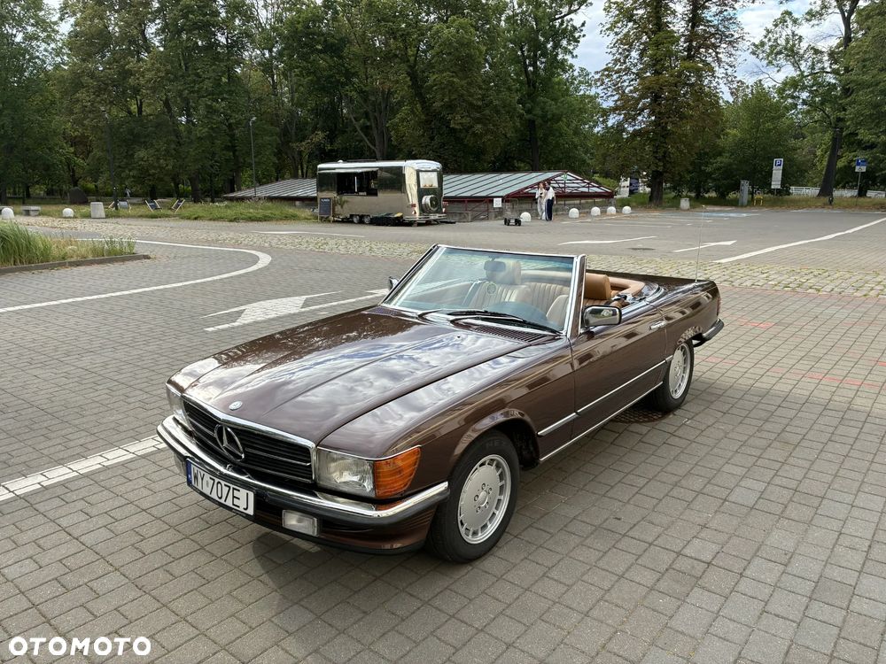 Mercedes-Benz SL - 22