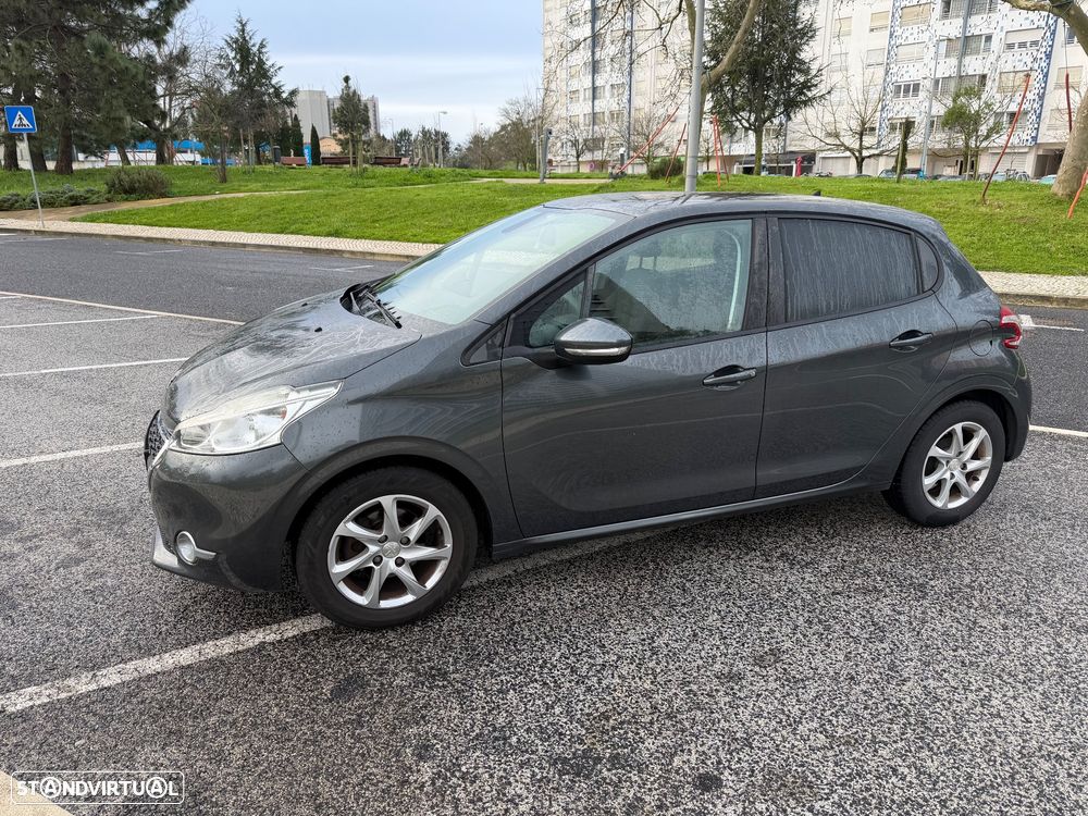Peugeot 208 1.2 VTi Active - 1