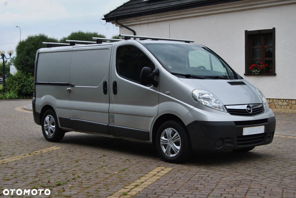 Opel Vivaro - 2