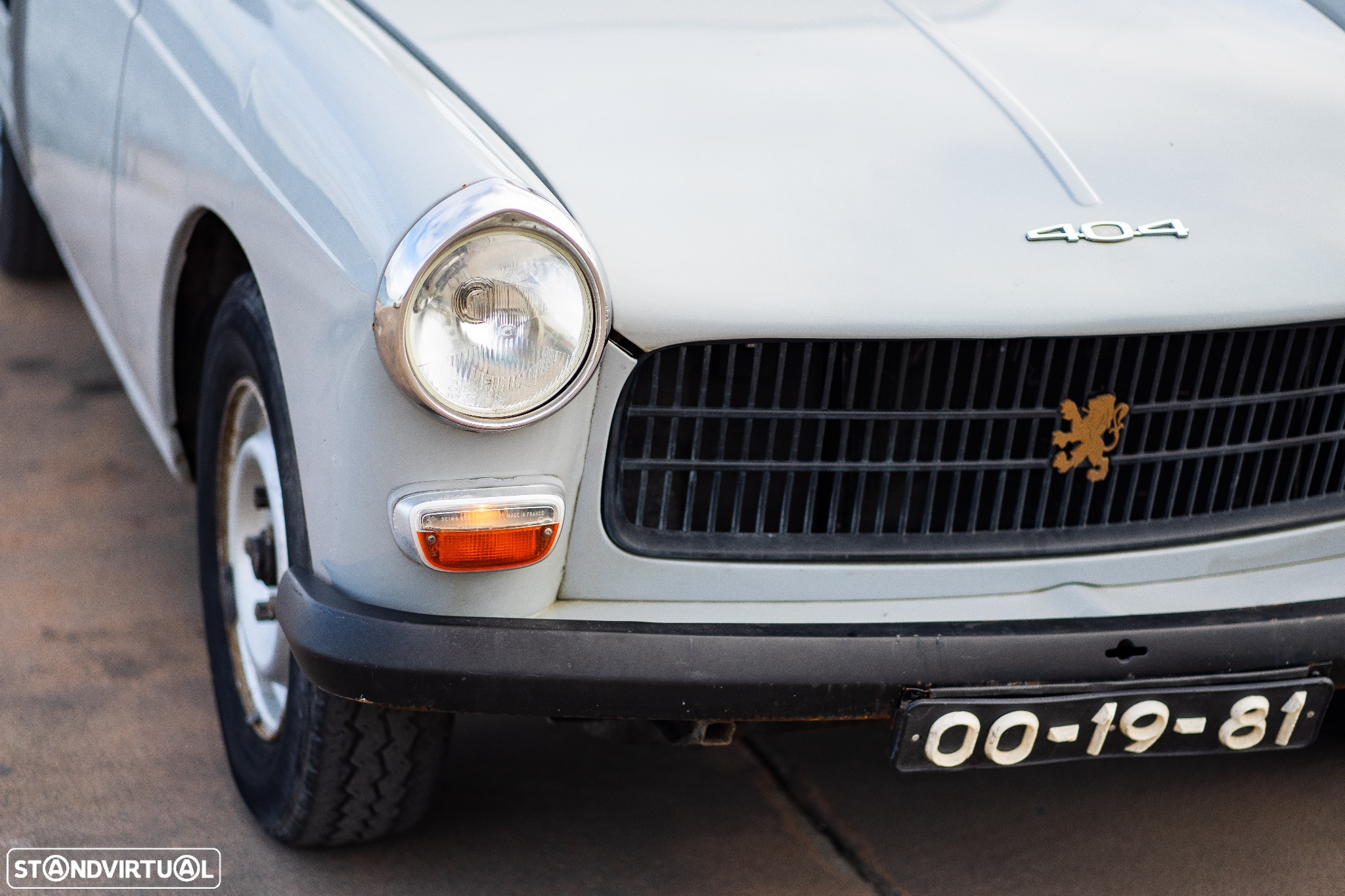 Peugeot 404 - 21
