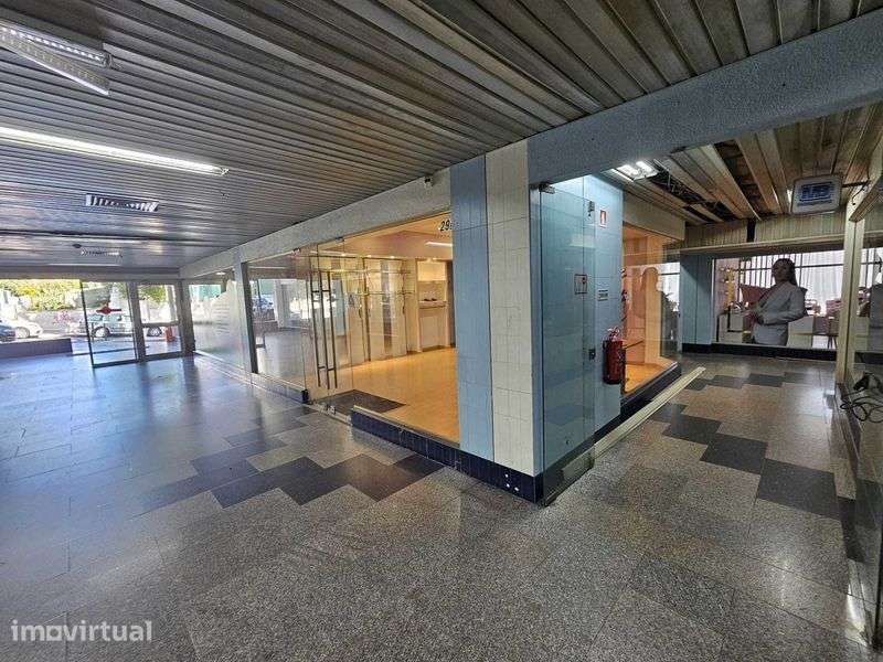 Loja Centro comercial M.BICA, Acesso à Rua, 45m2 - Grande imagem: 5/5