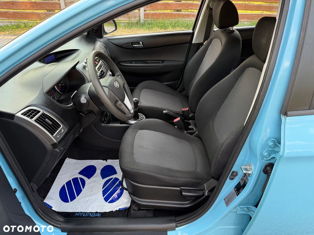 Hyundai i20 1.25 Comfort - 20