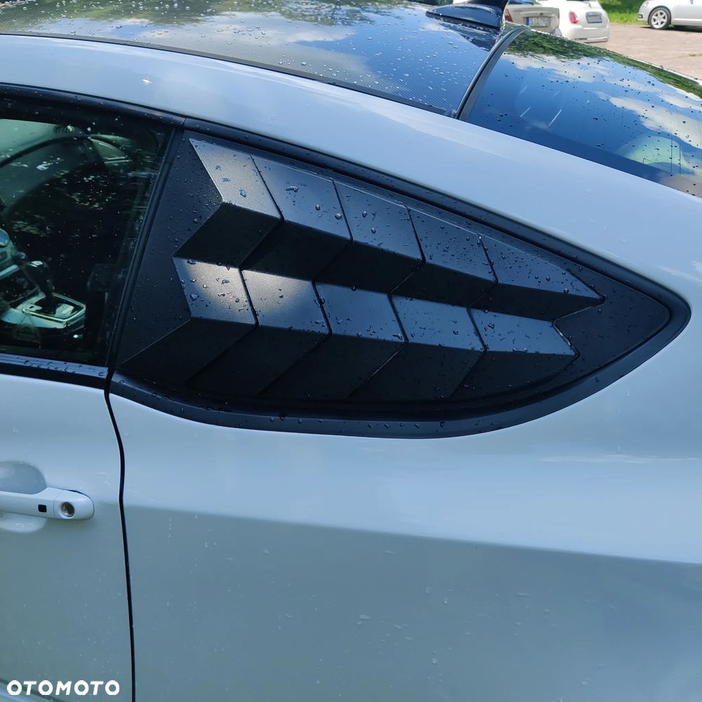 Hyundai Genesis - 15