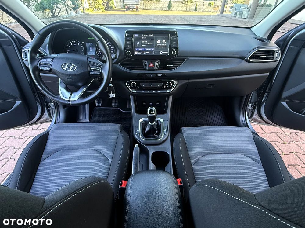 Hyundai i30 1.0 T-GDI Smart - 9
