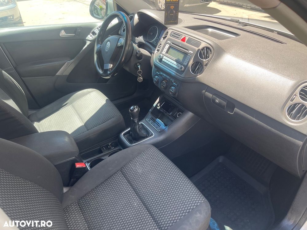 Volkswagen Tiguan 2.0 TDI DPF 4Motion Track&Field - 6