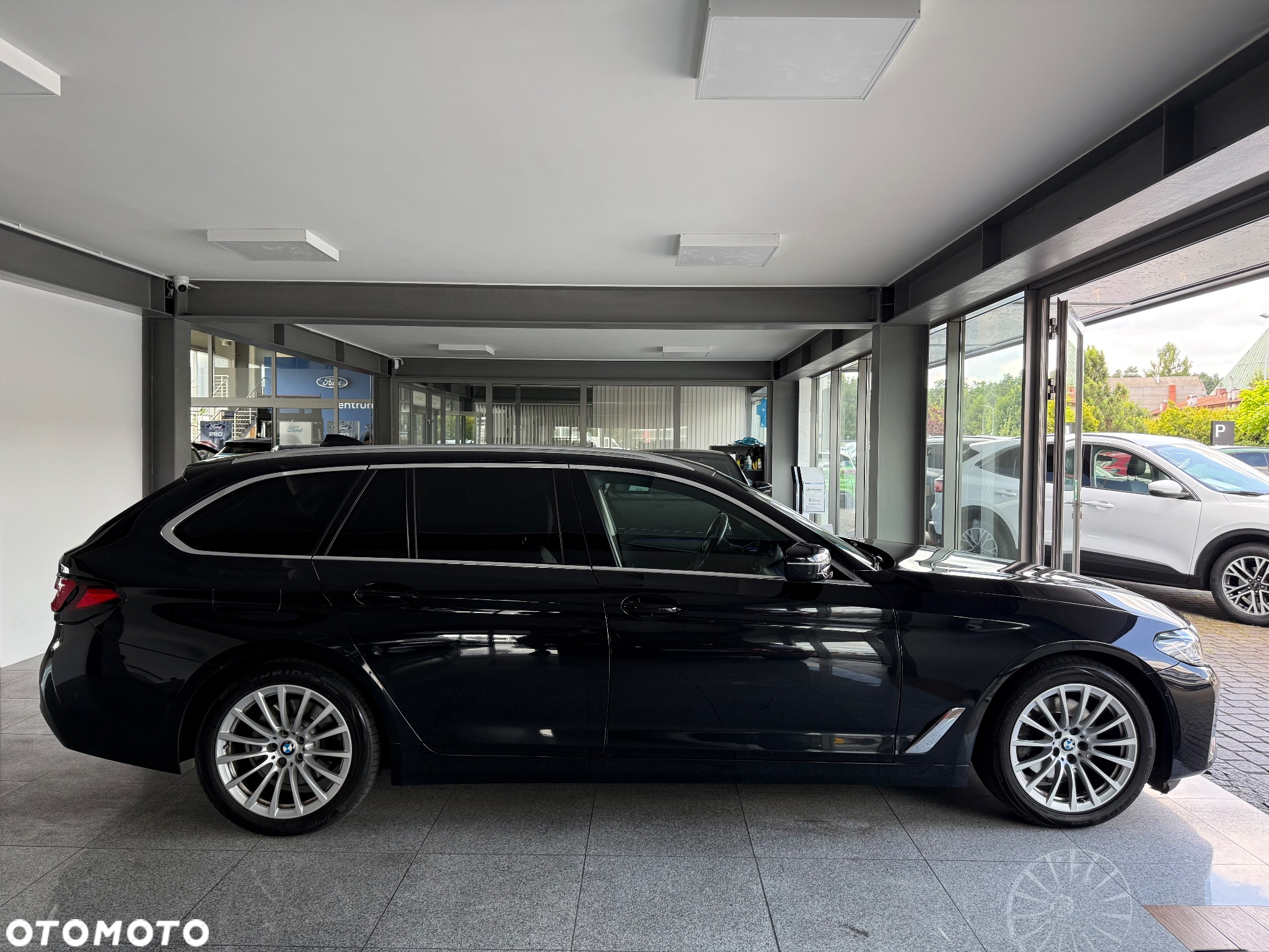 BMW Seria 5 - 17