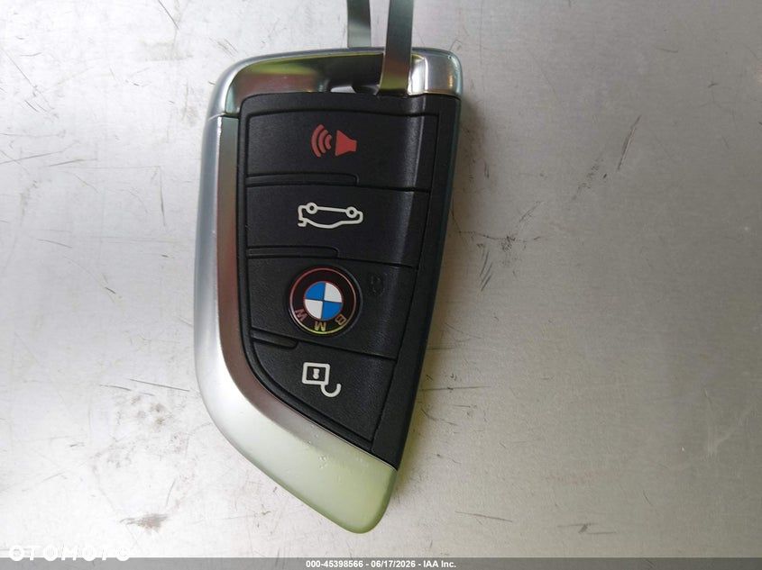 BMW X6 xDrive35i - 13