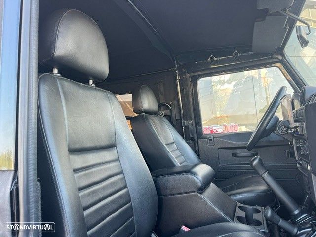 Land Rover Defender 90 2.4 CRD SE - 8