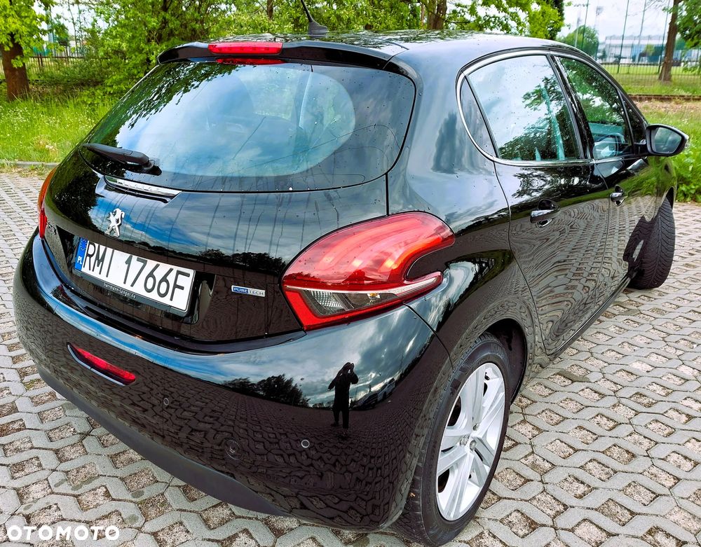 Peugeot 208 PureTech 82 Allure - 20