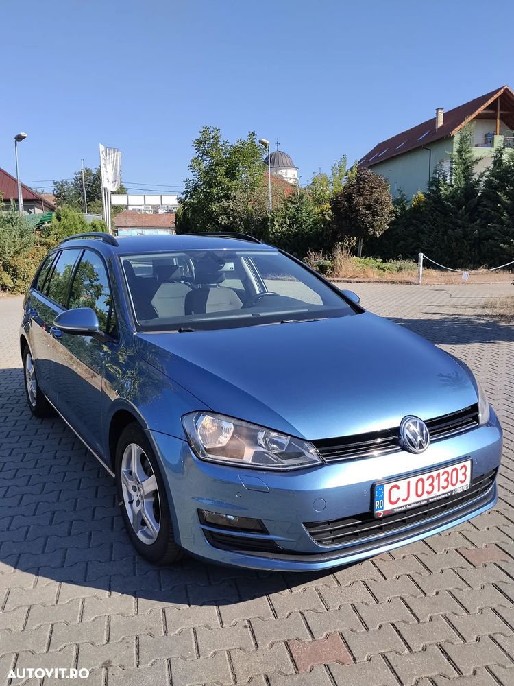 Volkswagen Golf - 2