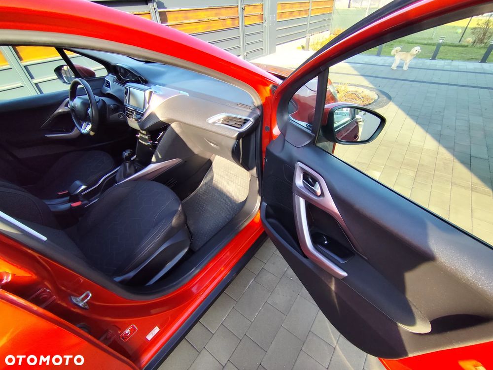 Peugeot 2008 1.2 Pure Tech Active - 14