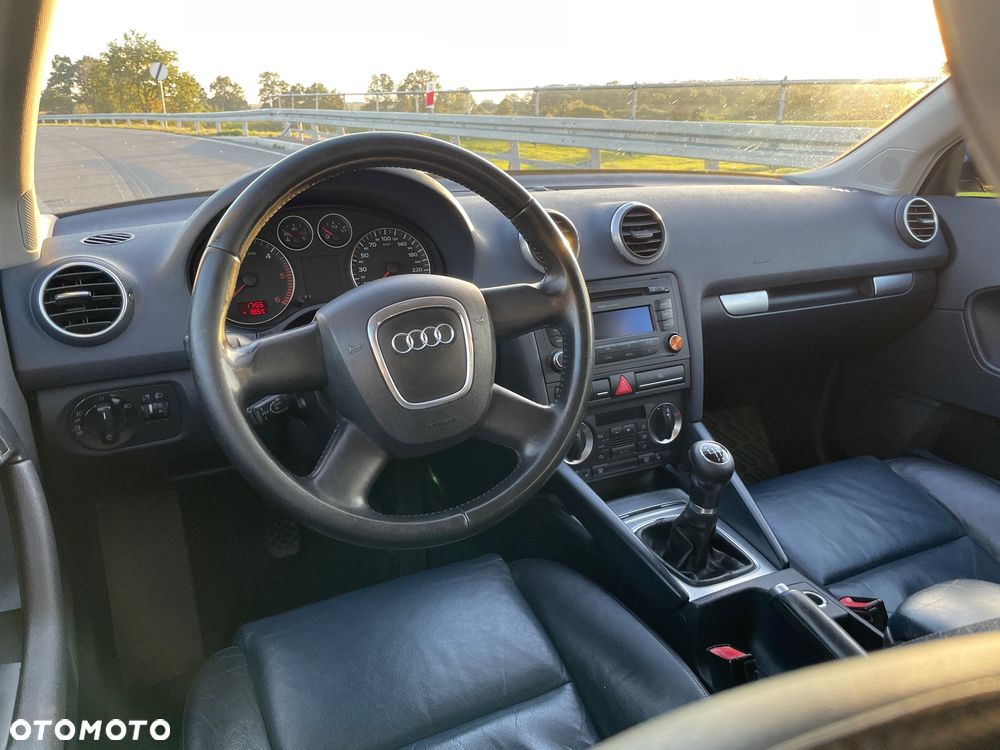 Audi A3 Sportback - 13
