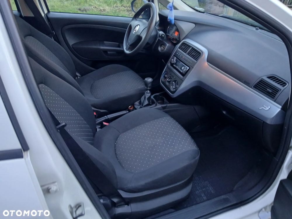 Fiat Punto 1.2 8V - 14