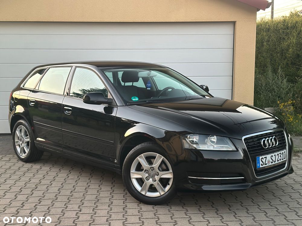 Audi A3 Sportback 1.6 Attraction - 10
