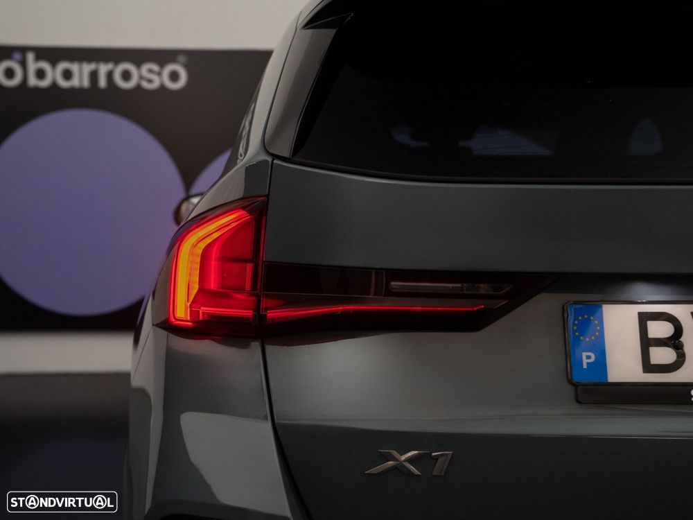 BMW X1 xDrive25e Pack Desportivo M - 11