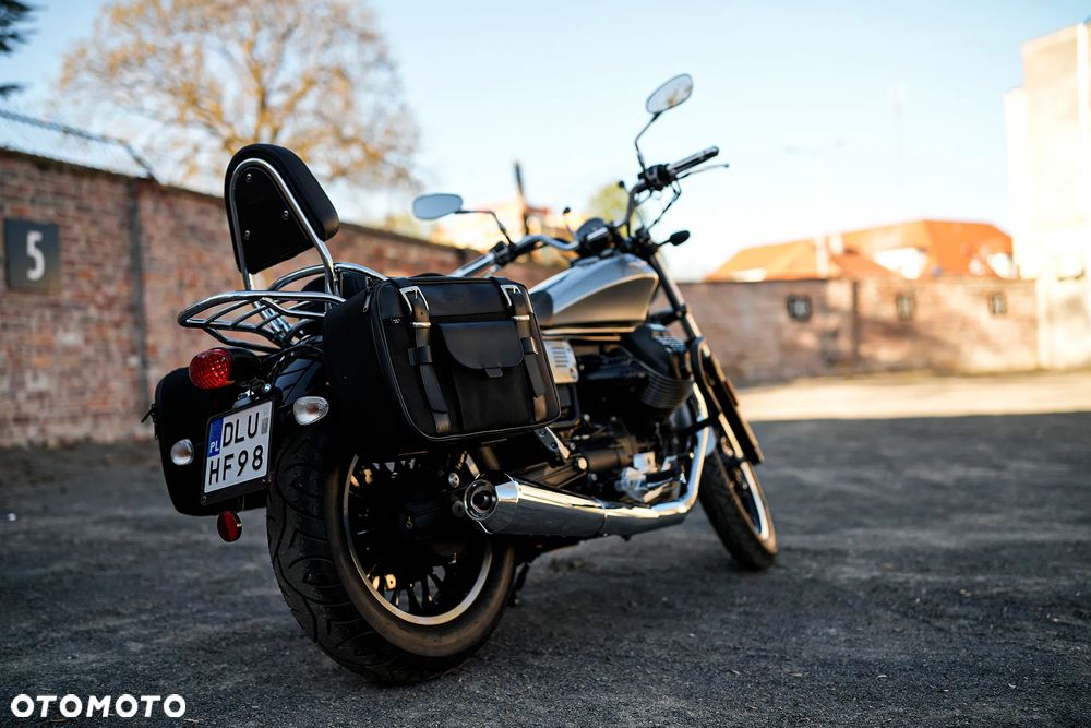 Moto Guzzi V9 - 27