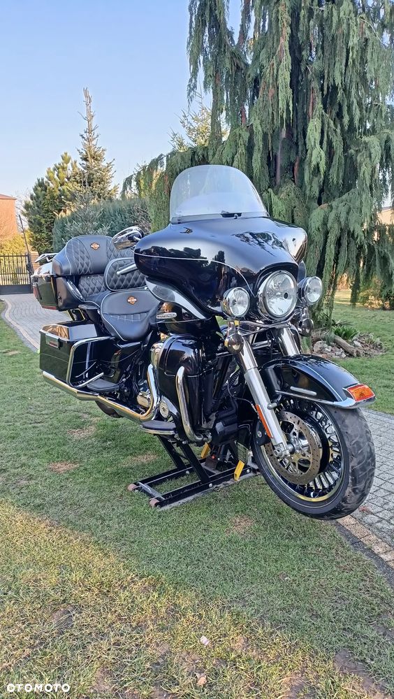 Harley-Davidson FLH Electra Glide - 5