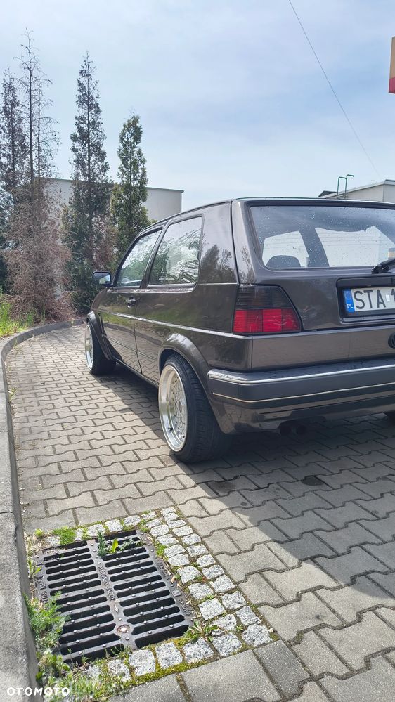 Volkswagen Golf - 3