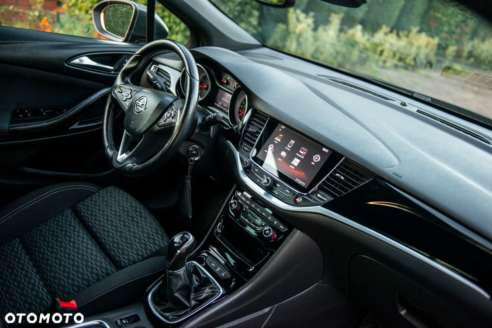 Opel Astra 1.4 Turbo Edition - 39