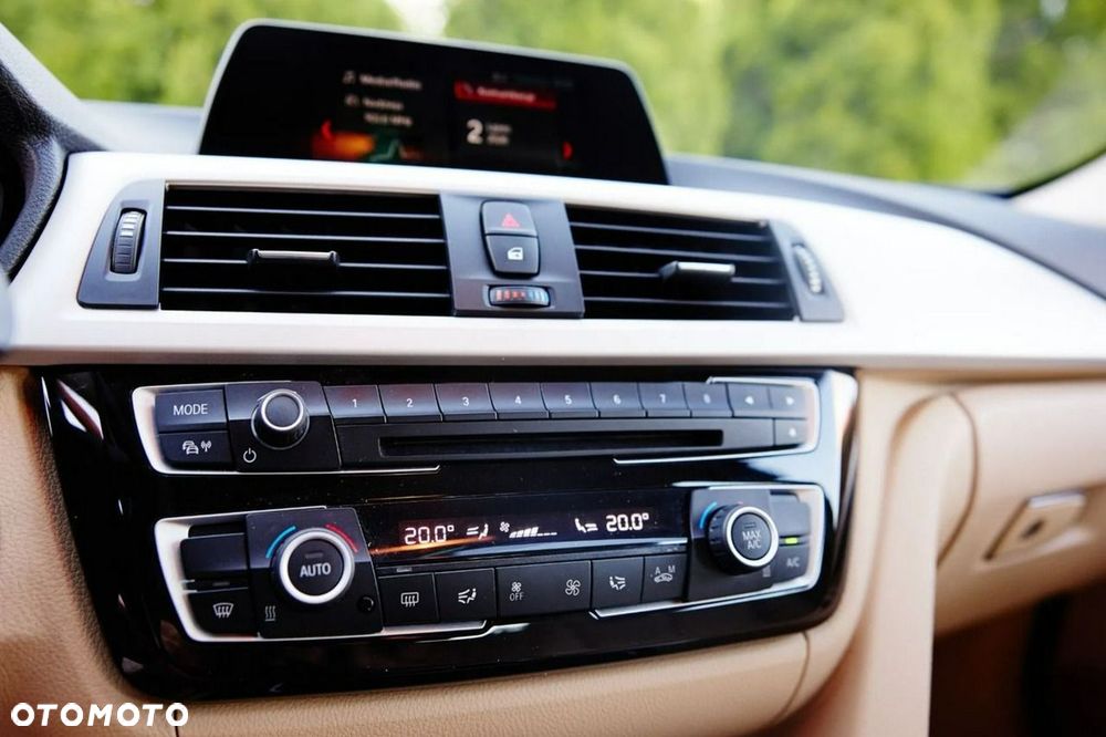 BMW Seria 3 318d Edition Luxury Line Purity - 18