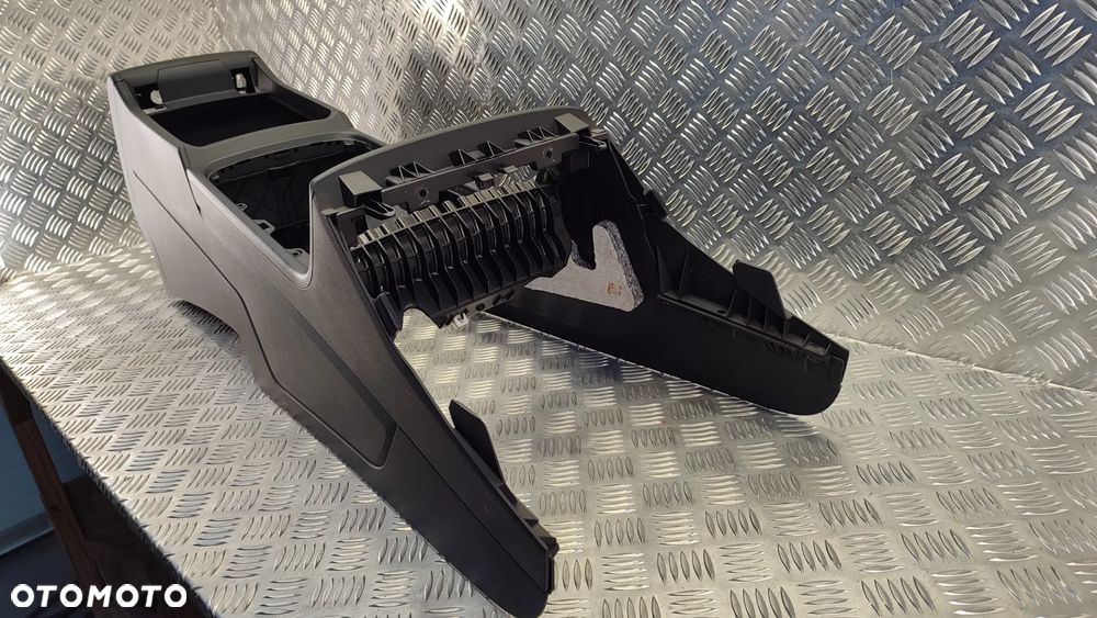 VW TOUAREG 7P 10-18R TUNEL ŚRODKOWY CZARNY 7P1863243 - 5