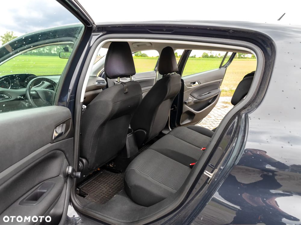 Peugeot 308 125 THP Access - 7