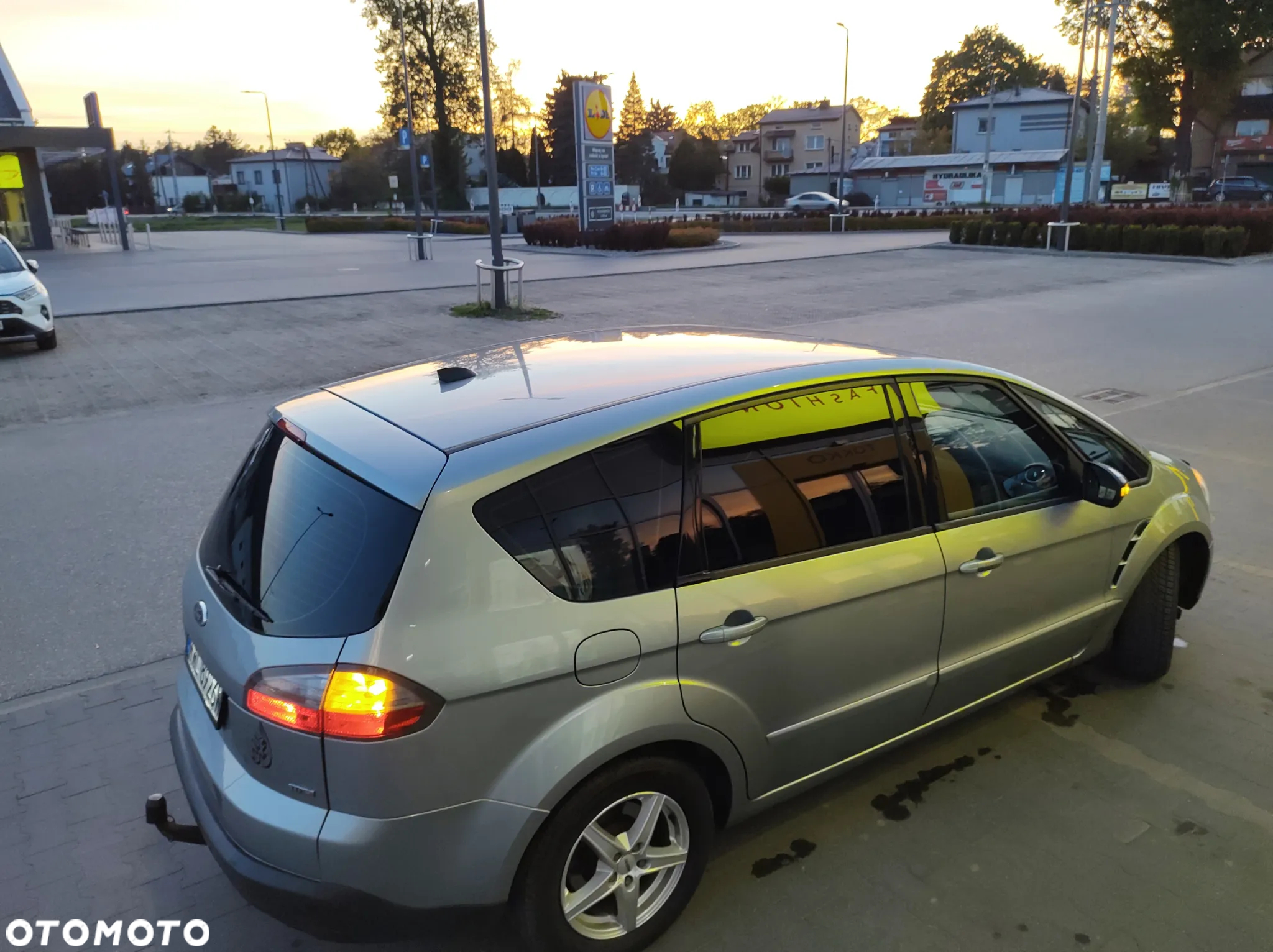 Ford S-Max - 7