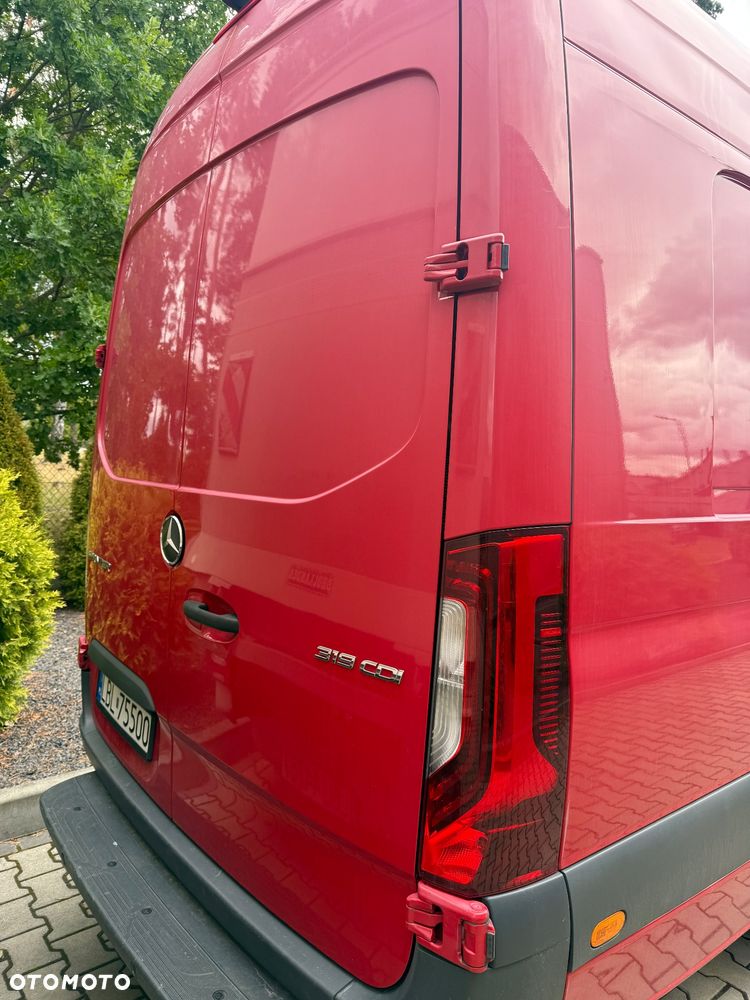 Mercedes-Benz SPRINTER - 12