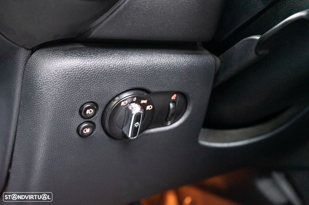 MINI 3 Portas Cooper S Auto - 26