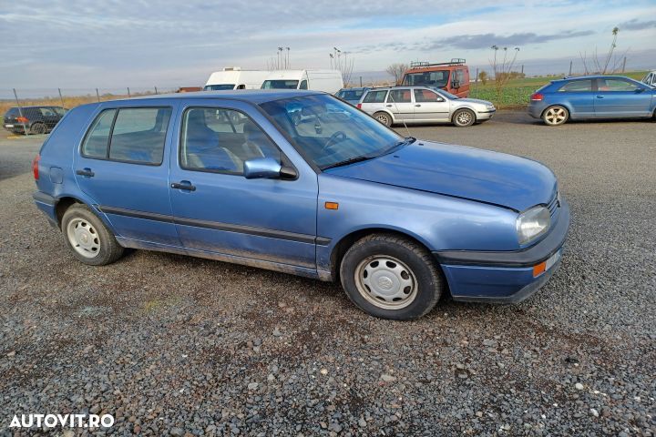 Far stanga Volkswagen VW Golf 3 [1991 - 1998] Hatchback 5-usi 1.8 MT - 4