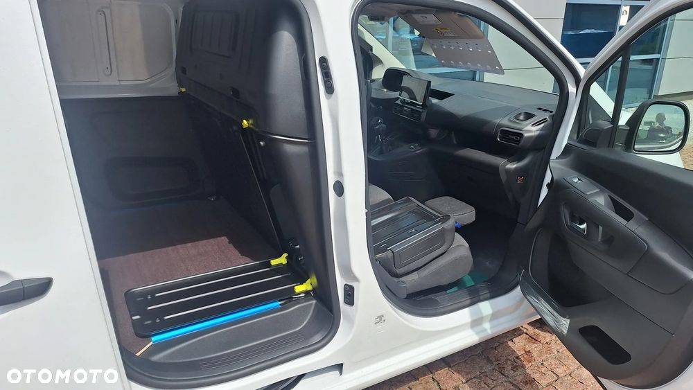 Peugeot Partner Furgon M Diesel 100KM Manual  - Warto - 9