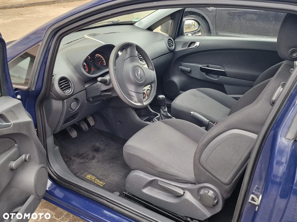 Opel Corsa - 10