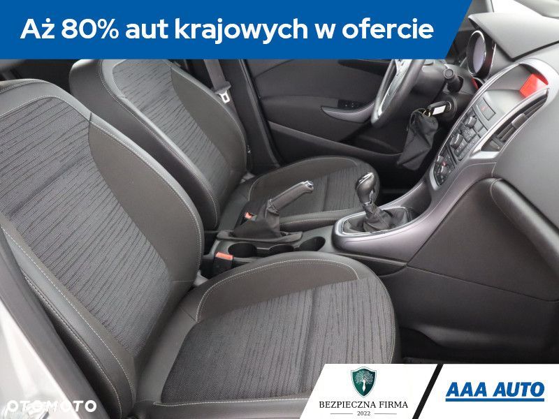 Opel Astra - 11