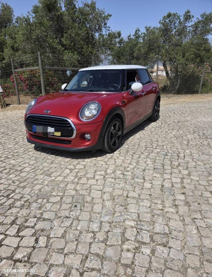 MINI 5 Portas Cooper D - 1