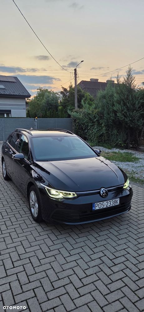 Volkswagen Golf 1.5 eTSI mHEV Life DSG - 1