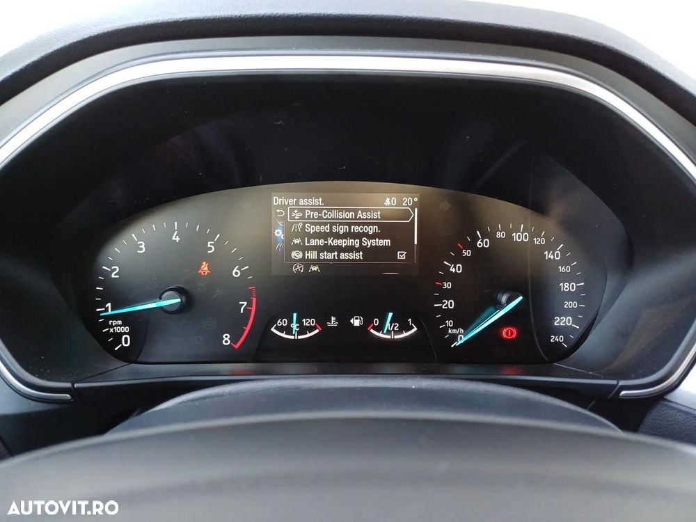 Ford Focus 1.0 EcoBoost Trend - 13